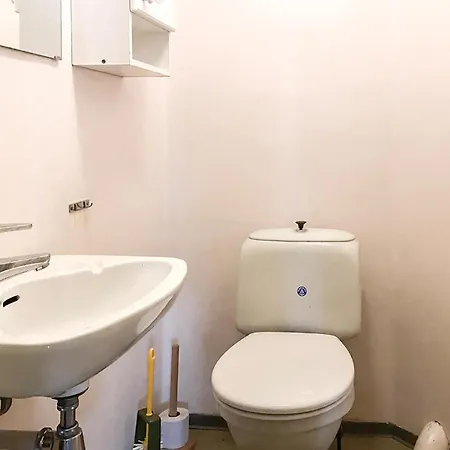 3 Bedroom Cozy In Feriehus *